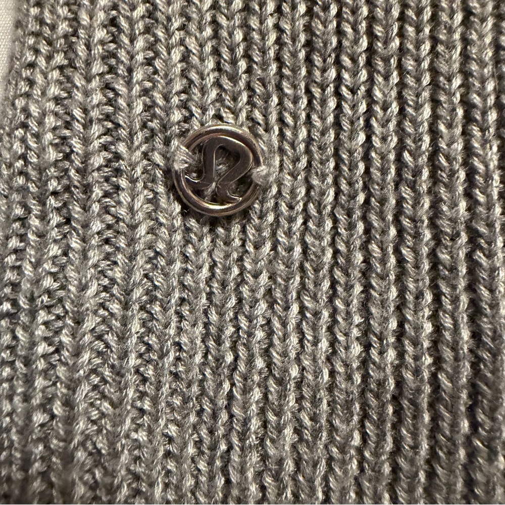 Lululemon Athletica Gray Long Sleeve Top - Picture 6 of 7
